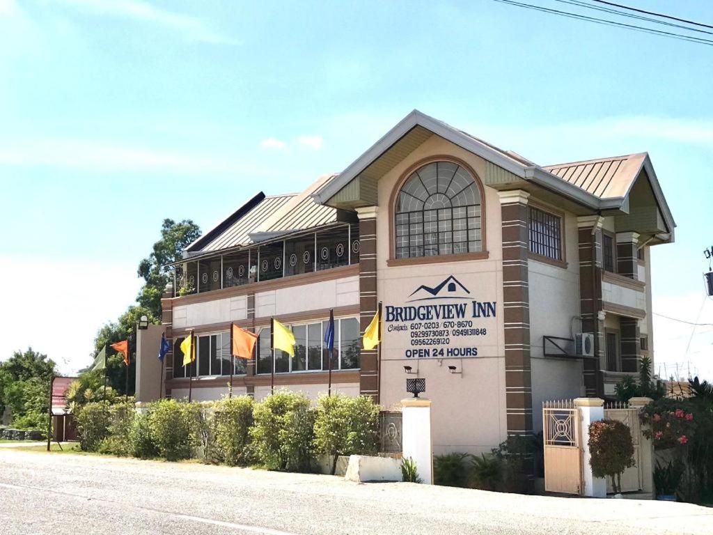 Bridgeview Hotel Лаоаг Экстерьер фото